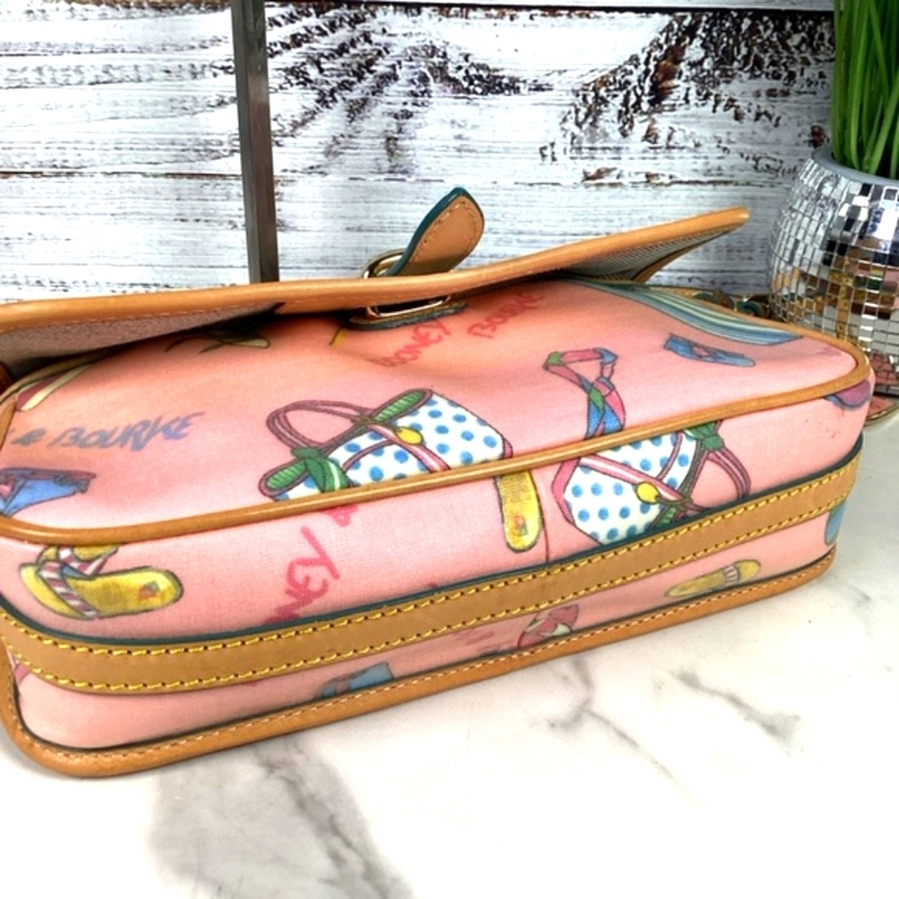 Y2K Dooney & Bourke‎ Vintage Pink Tan Shoulder Bag Miami Beach Vacation HTF - Picture 9 of 17